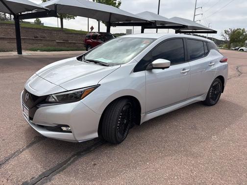 Brilliant Silver Metallic 2024 Nissan Leaf SV PLUS