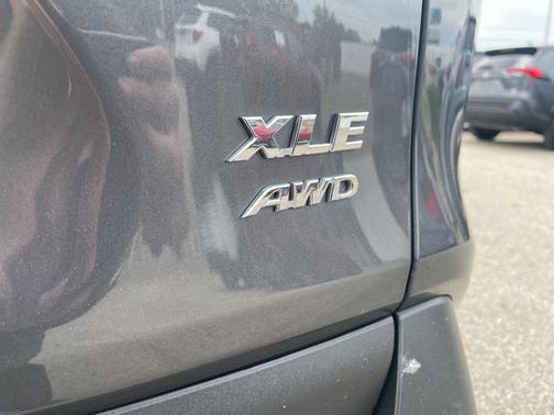 Magnetic Gray Metallic 2025 Toyota RAV4 XLE Premium