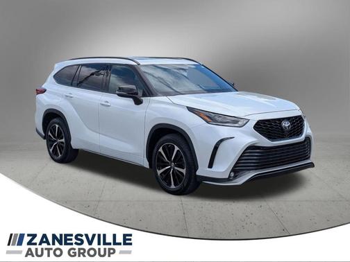 Pearl 2022 Toyota Highlander XSE