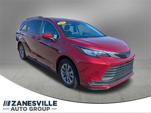 2021 Toyota Sienna LE