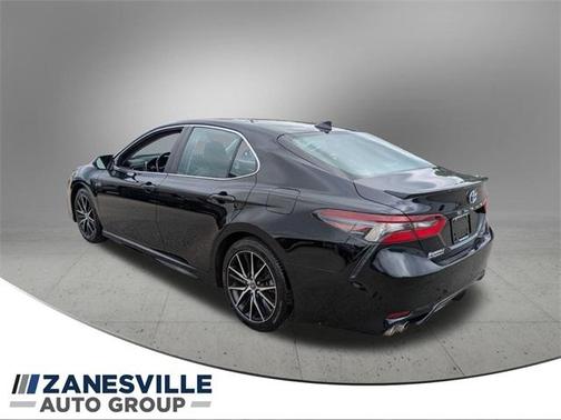 2023 Toyota Camry Hybrid SE