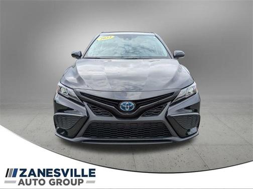 2023 Toyota Camry Hybrid SE