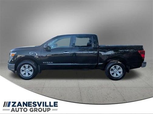 2017 Nissan Titan SV