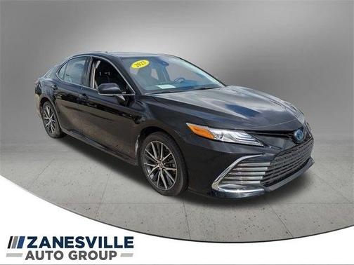2023 Toyota Camry Hybrid XLE