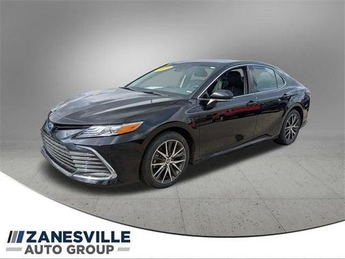2023 Toyota Camry Hybrid XLE