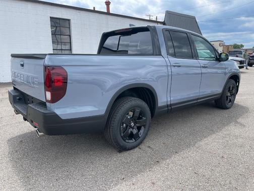 Sonic Gray Pearl 2026 Honda Ridgeline Black Edition