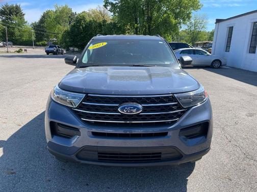 Blue Metallic 2021 Ford Explorer XLT
