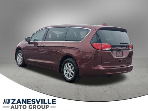 2020 Chrysler Voyager LX