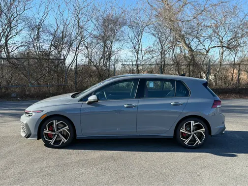 Moonstone Gray 2026 Volkswagen Golf GTI SE