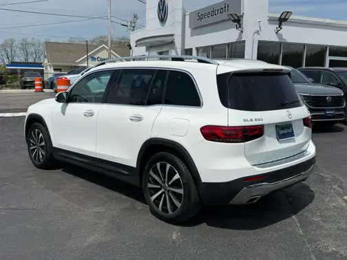 Polar White 2023 Mercedes-Benz GLB 250 GLB 250