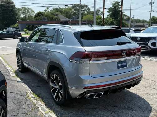 Silver Mist Metallic 2026 Volkswagen Atlas Cross Sport 2.0T SEL Premium R-Line