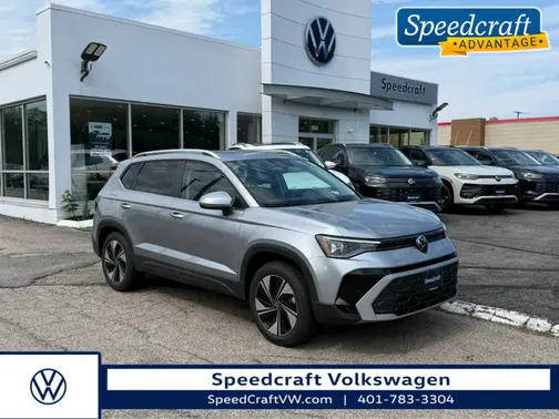 Pyrite Silver Metallic 2026 Volkswagen Taos SE