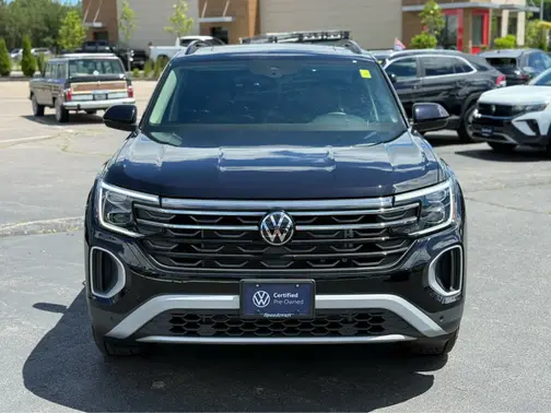 Deep Black Pearl 2025 Volkswagen Atlas 2.0T Peak Edition