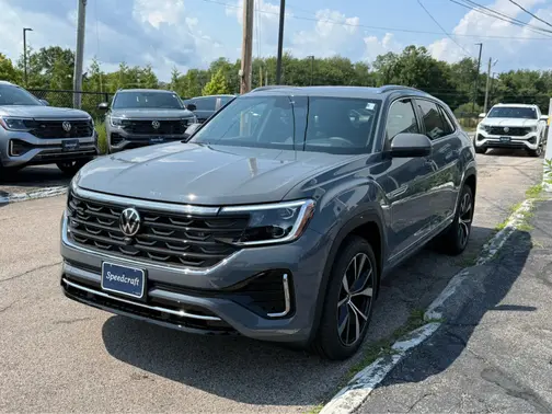 Pure Gray 2026 Volkswagen Atlas Cross Sport 2.0T SEL Premium R-Line