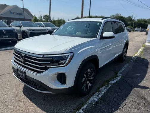 Opal White Pearl 2026 Volkswagen Atlas 2.0T SE