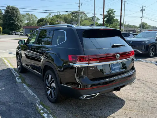 Deep Black Pearl 2026 Volkswagen Atlas 2.0T SEL