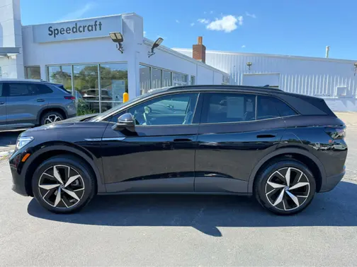 Deep Black Pearl 2023 Volkswagen ID.4 Pro S