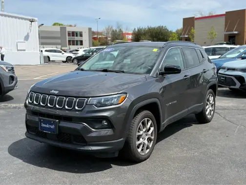 Granite Crystal Metallic Clearcoat 2022 Jeep Compass Latitude Lux