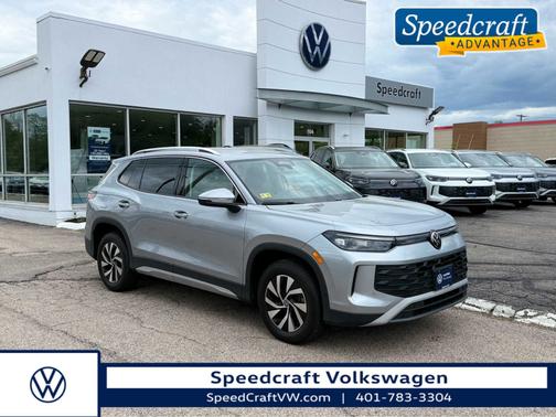Pyrite Silver Metallic 2025 Volkswagen Tiguan S