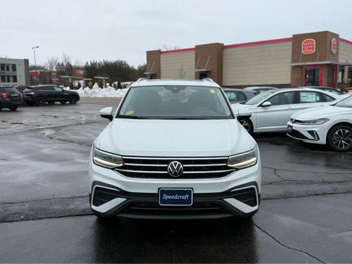 2023 Volkswagen Tiguan 2.0T SE