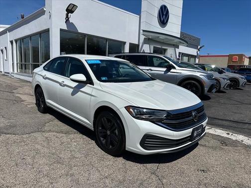 2023 Volkswagen Jetta 1.5T SE