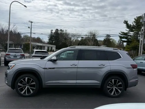 Silver Mist Metallic 2026 Volkswagen Atlas 2.0T SEL Premium R-Line