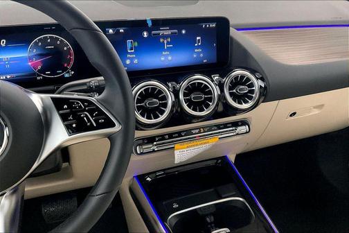 Polar White 2026 Mercedes-Benz GLA 250 4MATIC