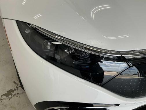 Polar White 2023 Mercedes-Benz EQS 450 4MATIC