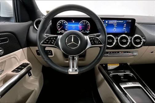 Polar White 2026 Mercedes-Benz GLA 250 4MATIC