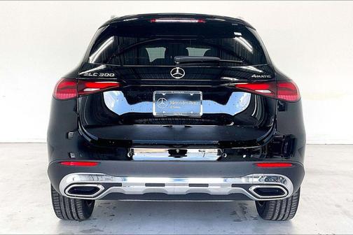 Black 2026 Mercedes-Benz GLC 300 4MATIC