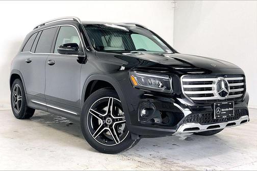 Night Black 2026 Mercedes-Benz GLB 250 4MATIC