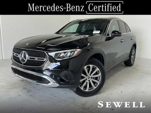 Black 2026 Mercedes-Benz GLC 300 Base