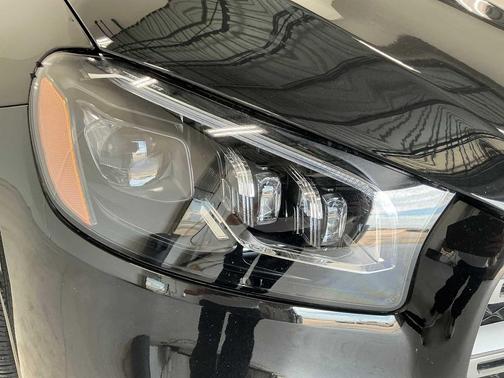 Obsidian Black Metallic 2023 Mercedes-Benz GLS 450 4MATIC