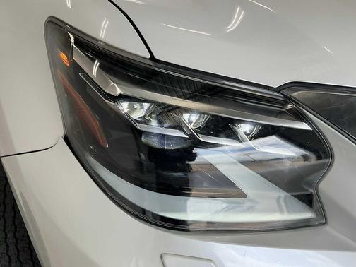 Starfire Pearl 2021 Lexus GX 460 Premium