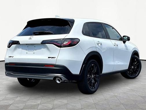 Platinum White Pearl 2027 Honda HR-V Sport