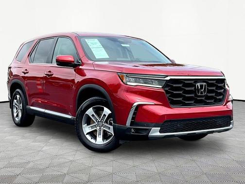 Radiant Red Metallic II 2024 Honda Pilot EX-L 7 Passenger
