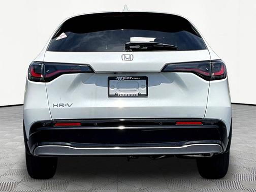 Platinum White Pearl 2027 Honda HR-V EX-L
