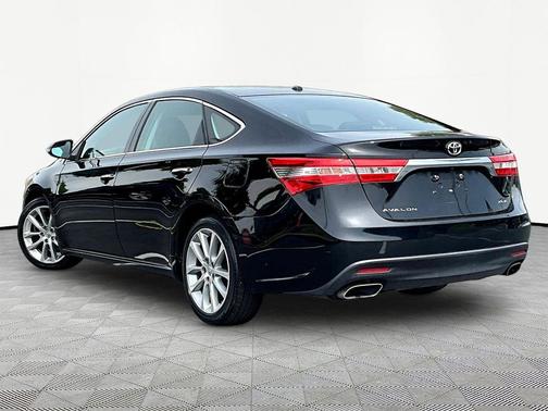 Attitude Black 2014 Toyota Avalon XLE