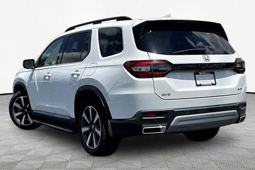 Platinum White Pearl 2024 Honda Pilot Elite