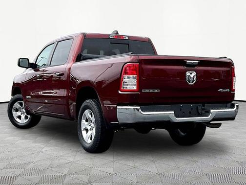 Delmonico Red Pearlcoat 2020 RAM 1500 Big Horn/Lone Star