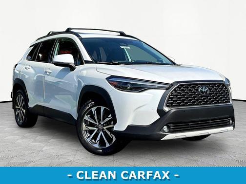 Wind Chill Pearl 2023 Toyota Corolla Cross XLE