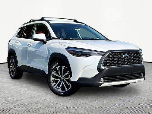 Wind Chill Pearl 2023 Toyota Corolla Cross XLE