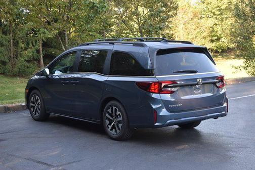 Smoke 2026 Honda Odyssey EX-L