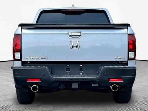Gray 2023 Honda Ridgeline RTL-E