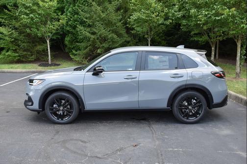 Urban Gray Pearl 2027 Honda HR-V Sport