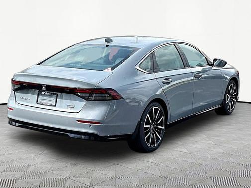 Urban Gray Pearl 2026 Honda Accord Hybrid Touring