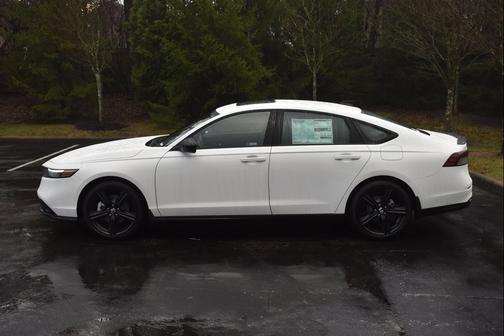 Platinum White Pearl 2026 Honda Accord Hybrid Sport-L