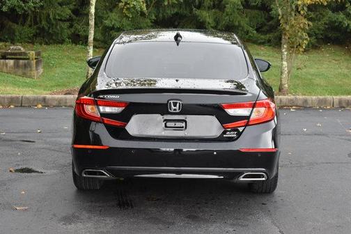 2022 Honda Accord Touring 2.0T