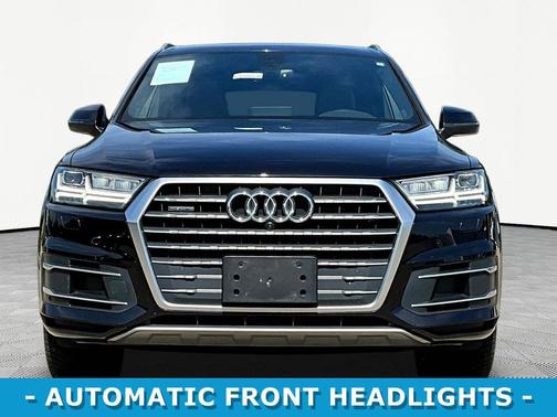 Orca Black Metallic 2019 Audi Q7 45 Premium Plus