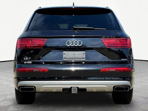 Orca Black Metallic 2019 Audi Q7 45 Premium Plus